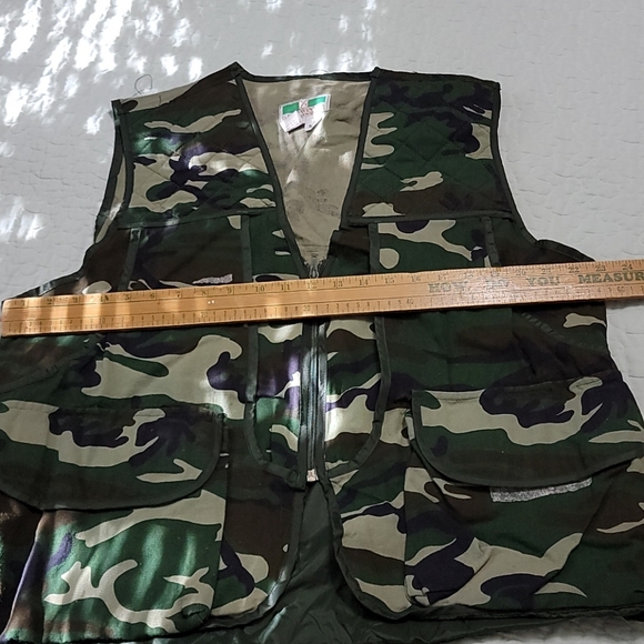 Game Winner Hunting Vest w/ Game Bag L - Picture 3 of 8